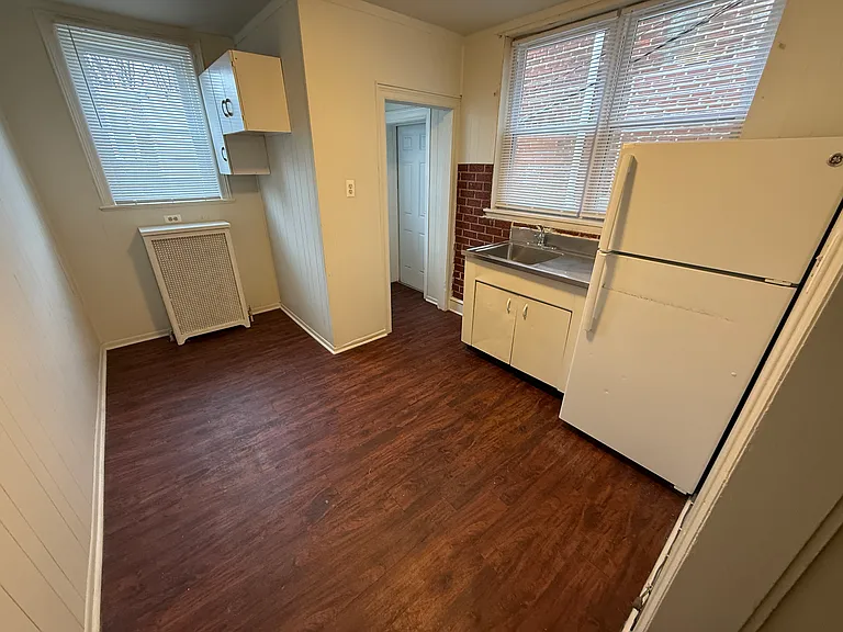 5417 Akron St #1F — Photo 1