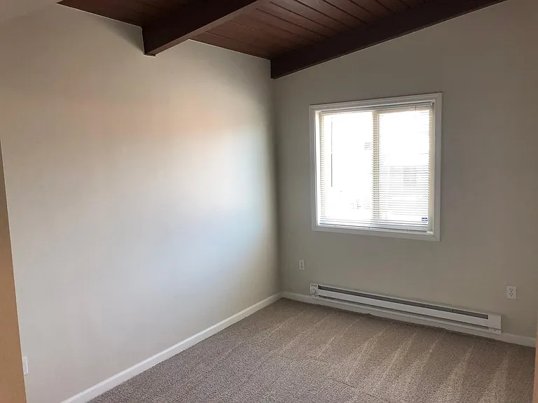 10317 Midvale Ave N #6 — Photo 9