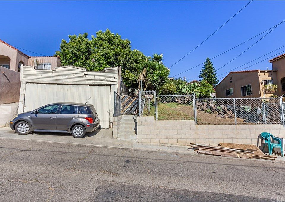 1st image of 1110 N Alma Ave