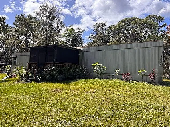 1300 Arapaho Trl, Geneva, FL 32732