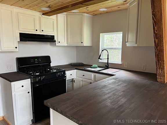 4th image of 17159 County Road 3878 #1840