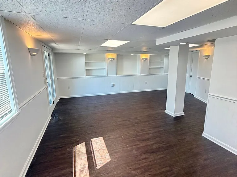 33 Park View Dr — Photo 14