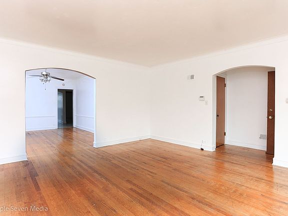 5th image of 1336 N Lorel Ave