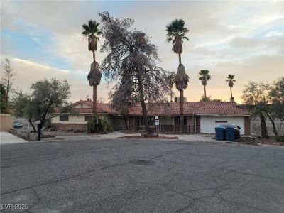 3447 Red Rock St, Las Vegas, NV, 89146