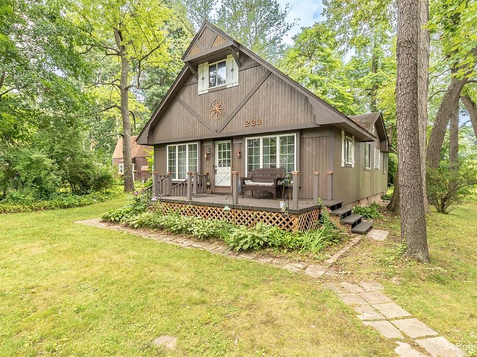 1st image of 222 Ellsworth Lake Dr