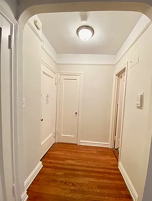 Rented by Mae Equities | media 10