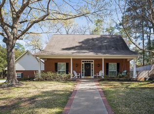 1801 Rollingwood Dr, Huntsville, TX 77340