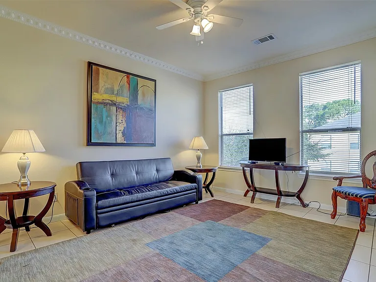 2078 Laverne St #5 — Photo 6