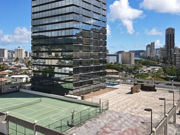 1750 Kalakaua Ave APT 606, Honolulu, HI 96826