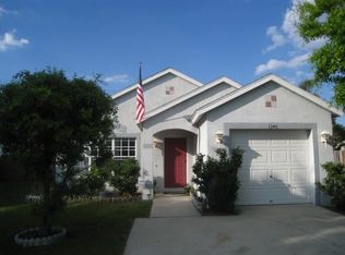 1346 Dew Bloom Rd, Brandon, FL 33511