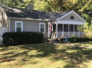 1909 Maple Rd, Corinth, MS 38834