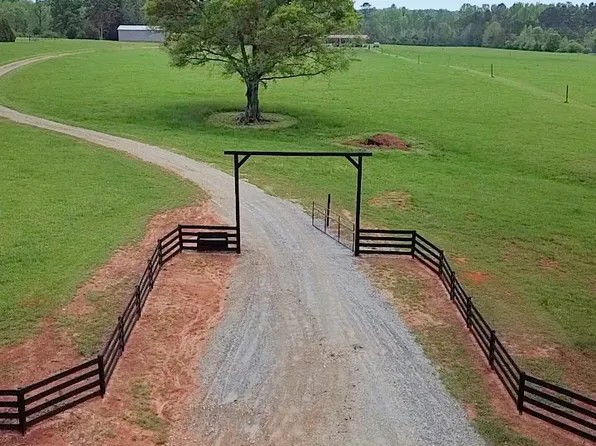 1259 McCollum Rd, Barnesville, GA 30204