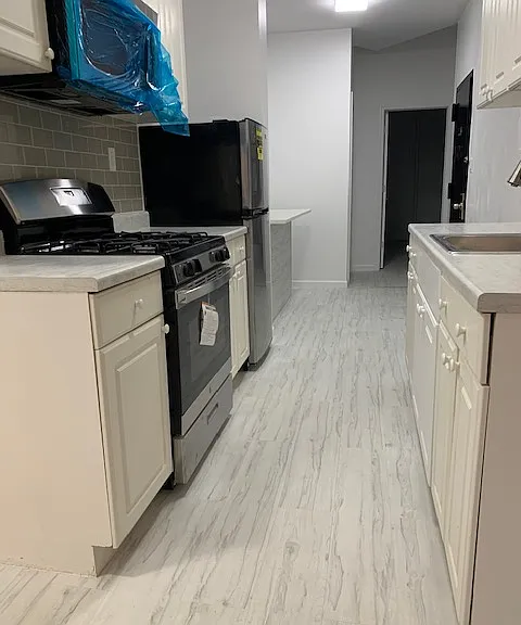 654 9th Ave #2 — Photo 3