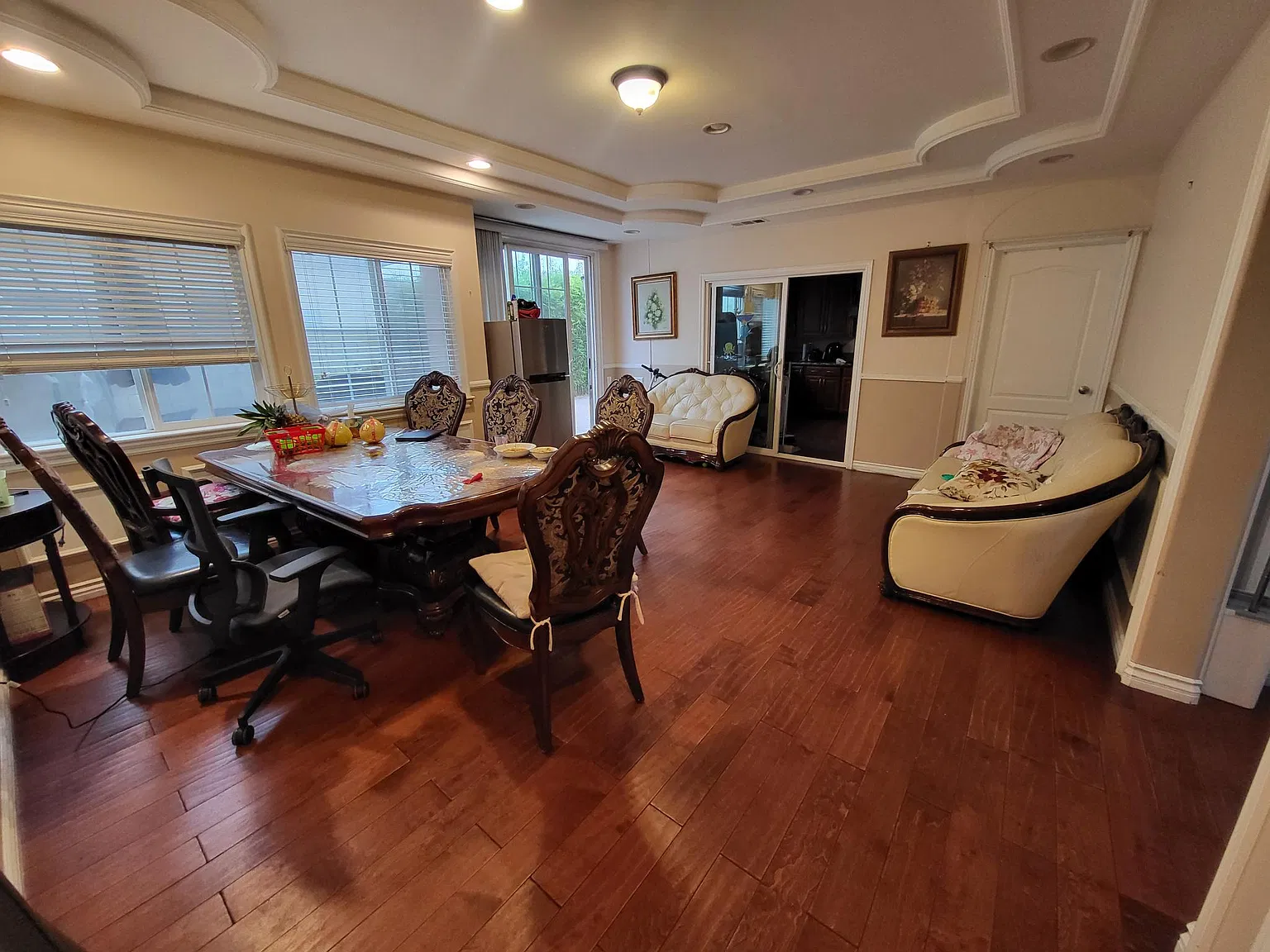7621 Garvalia Ave — Photo 2