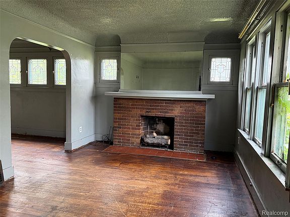 3rd image of 9565 Cheyenne St