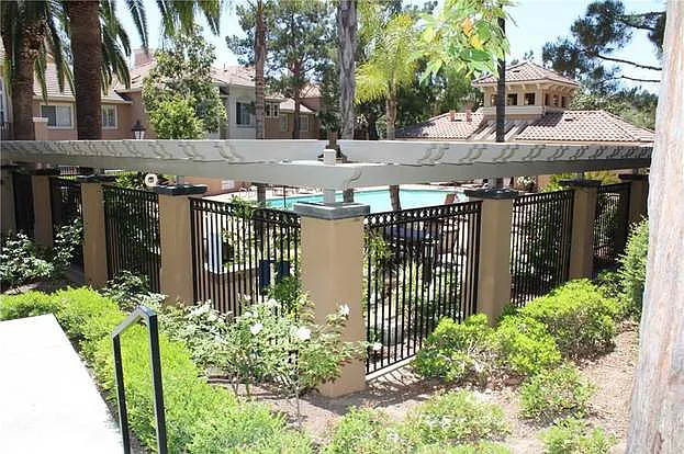 2684 Dietrich Dr — Photo 92