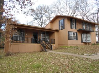 161 Pin Oak Dr, Mabank, TX 75156