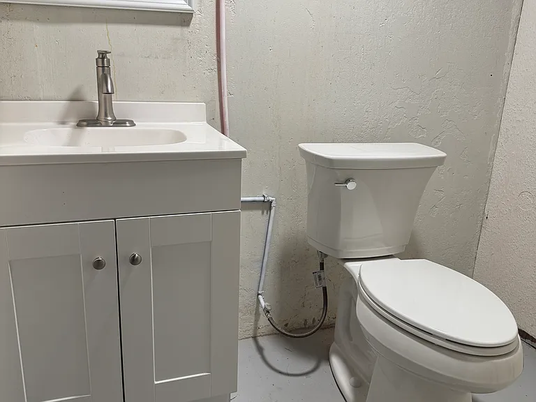 Lower level half bath