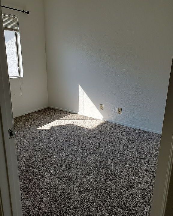 1st image of 4455 Rockland Pl APT 20
