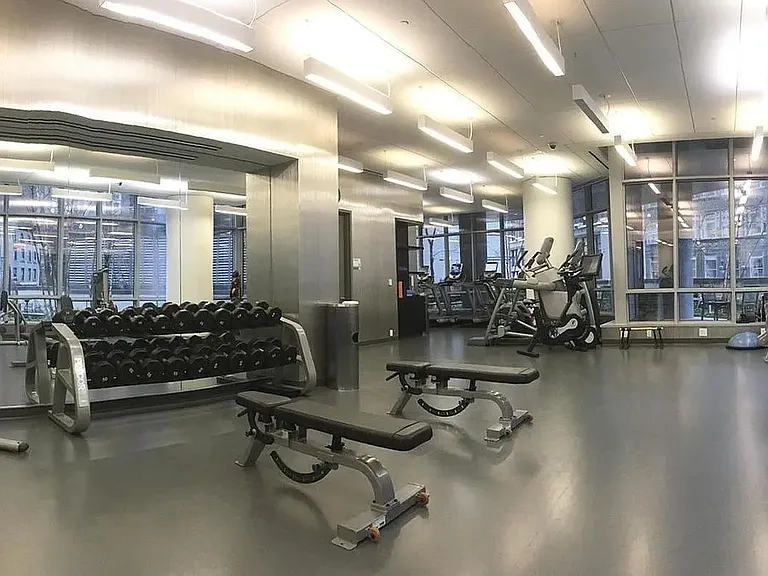 160 Madison Ave #PHD — Photo 16
