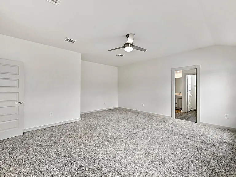 109 Cupreata Ln — Photo 17