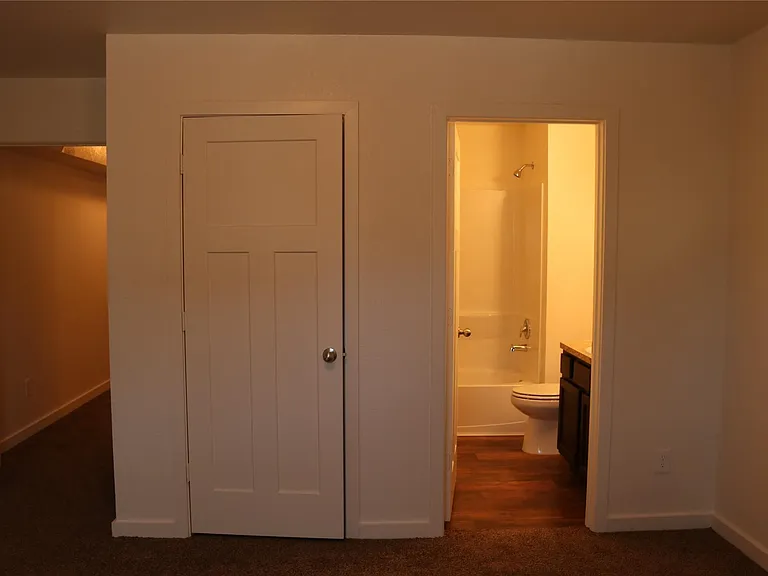 10535 Mills Rd #3B — Photo 17