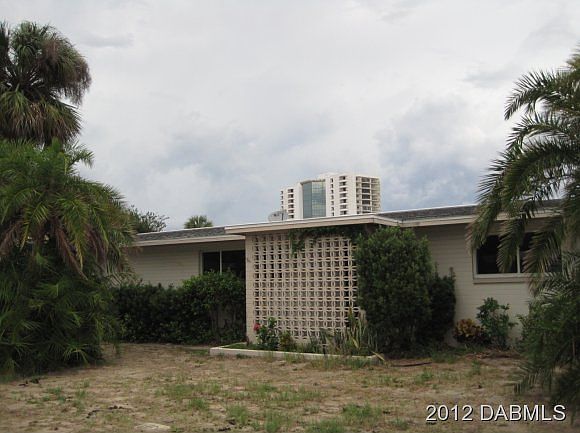 1st image of 2538 Coral Way E