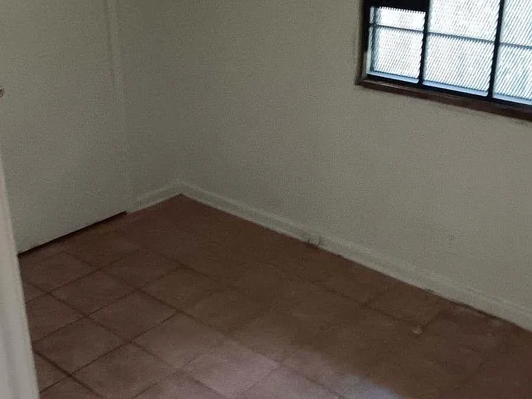3413 Plateau St — Photo 5