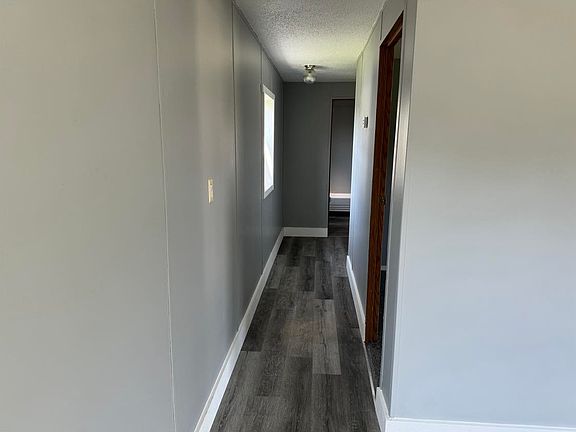 5th image of 72 Jacks Dr