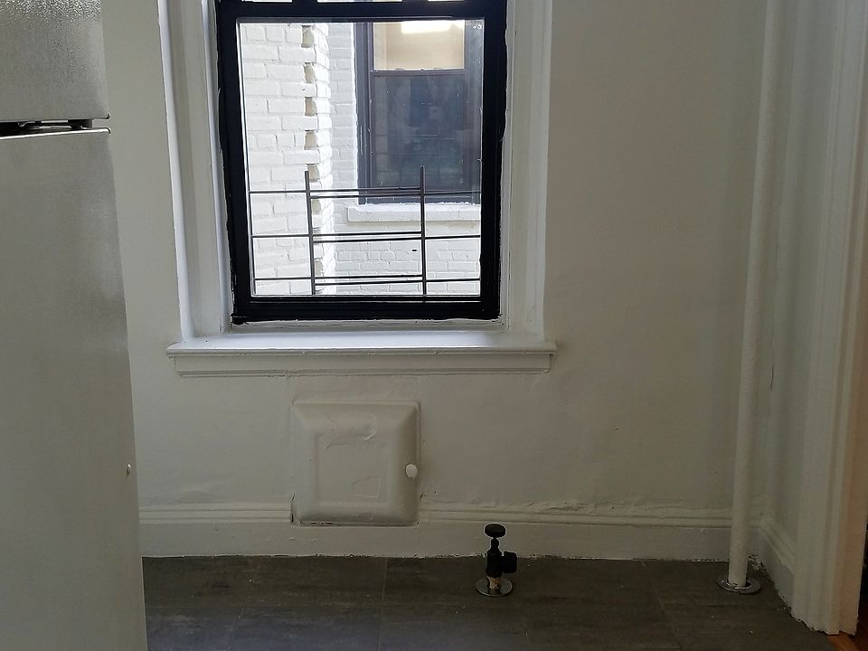 1st image of 4309 47th Ave #5B