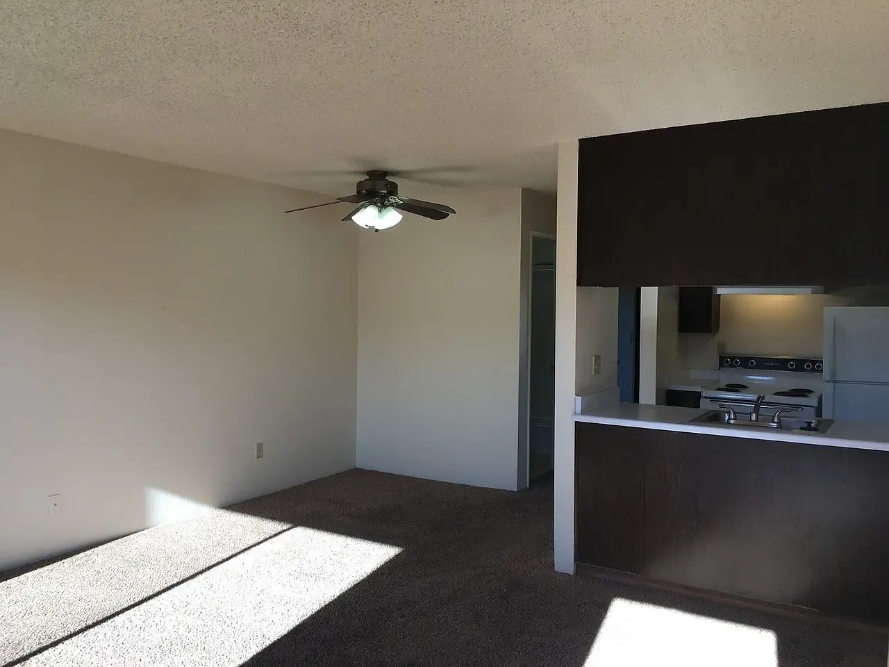 1 bed, 600 sqft, $1,350 — Photo 4
