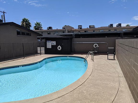 3rd image of 1625 W Missouri Ave #8