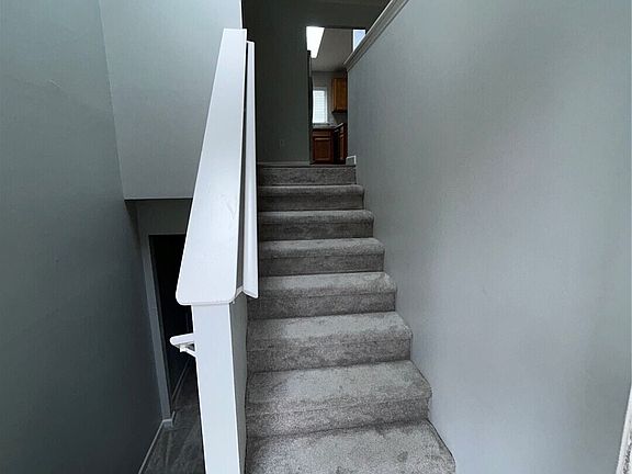 3rd image of 6014 80th Avenue NE #22
