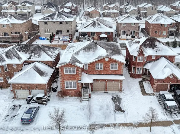 1215 Lowrie St, Innisfil, ON L9S 0E5