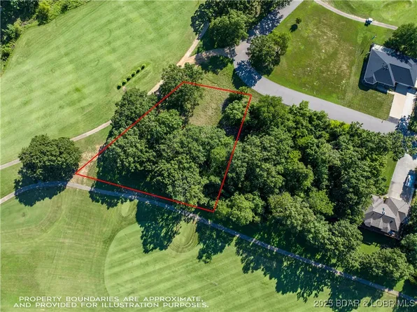 170 Bogey Ln, Gravois Mills, MO 65037