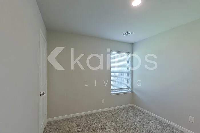 1109 NW 6th St — Photo 14