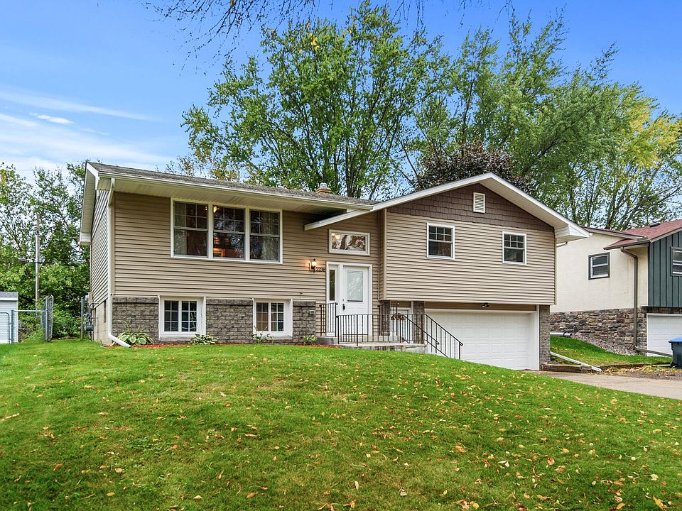 1st image of 2238 Cowern Pl E