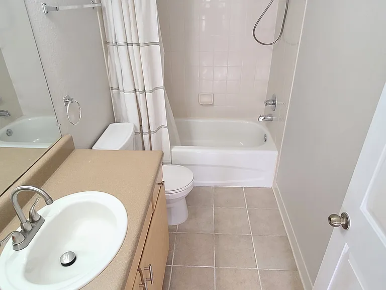 940 Village Trl #3205 — Photo 20