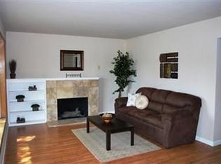 1132 Meadow Rd, West Sacramento, CA 95691