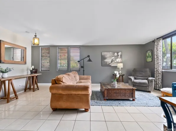 464 Kawaihae St APT E, Honolulu, HI 96825