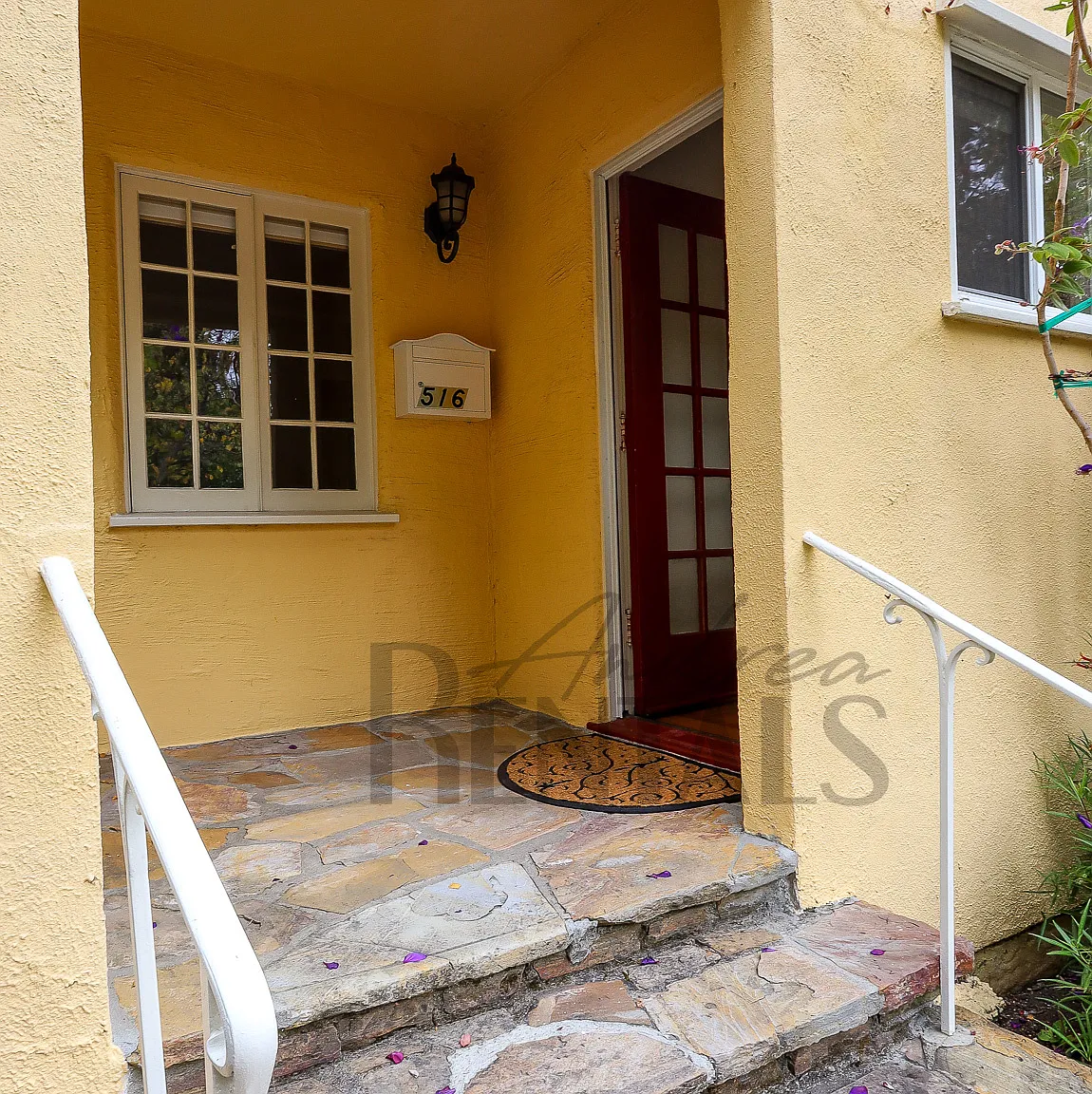 2 bed, 885 sqft, $4,850 — Photo 2