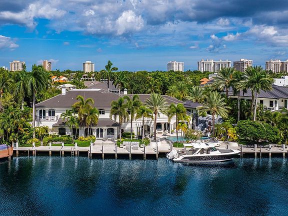 2nd image of 11 Bay Colony Lane