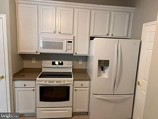 5th image of 2606 Chapel Lake Dr APT 107