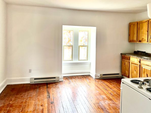 391 Washington Ave FLOOR 3