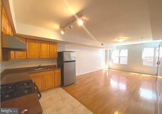 1st image of 459 N 12th St #C