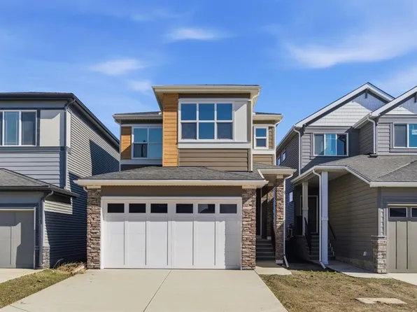 675 S Buffaloberry Mnr SE, Calgary, AB T3M 3Z3