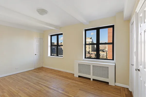 Rented by Oxford Property Group | media 21