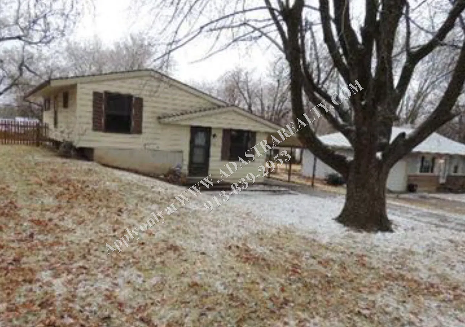 Nice 3 Bed 1.5 Bath Home in KCMO-Coming SOON!! — Photo 2
