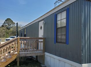 180 Dixon Rd, Holly Ridge, NC 28445