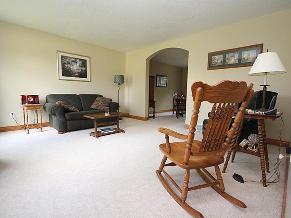 2nd image of 3644 Kathryn St